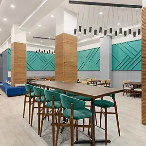 *** Hotel Lic - Laguardia West, An Ihg Estados Unidos